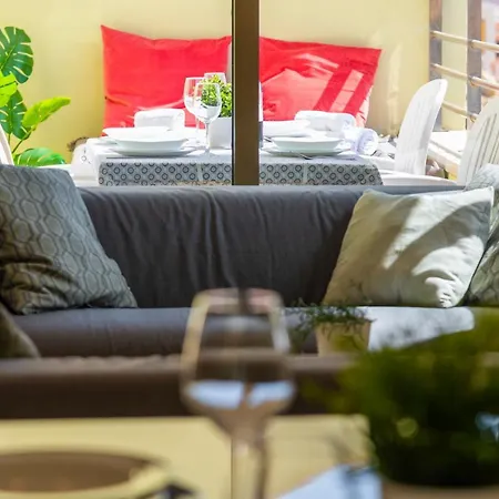 Medano4you Los Patios Family And Sports Apartment